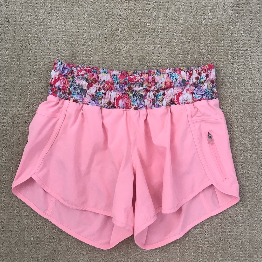 Lululemon Tracker Short 4’